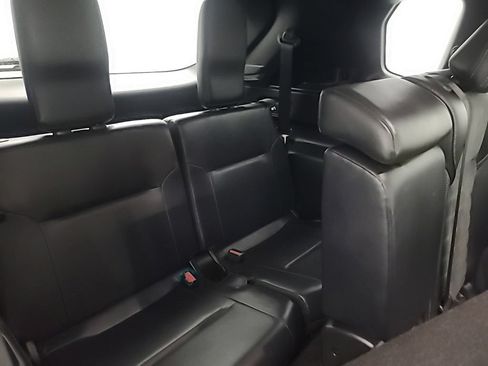 Used 2025 Mitsubishi Outlander SE AWD/4WD image 17