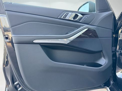 New 2026 BMW X5 sDrive40i image 23