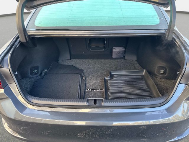 Used 2025 Lexus ES 350 w/ Premium Package FWD image 5