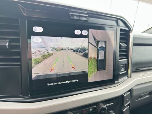Used 2025 Ford F250 XLT w/ Black Appearance Package AWD/4WD image 20