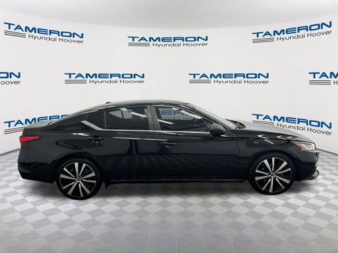 Used 2022 Nissan Altima 2.5 SR FWD image 6