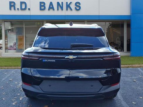 New 2026 Chevrolet Equinox EV LT image 4