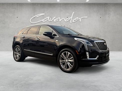 Certified 2022 Cadillac XT5 Premium Luxury w/ Platinum Package FWD image 2