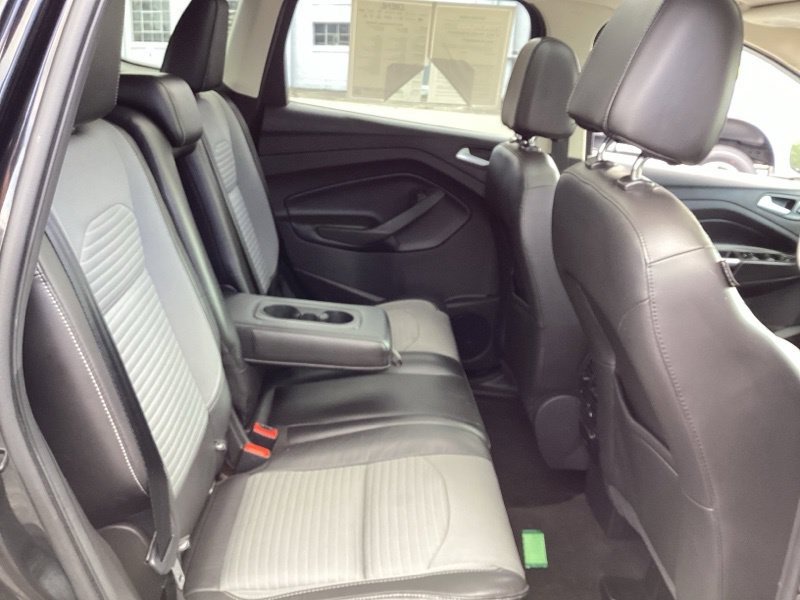 Used 2017 Ford Escape Titanium AWD/4WD image 14