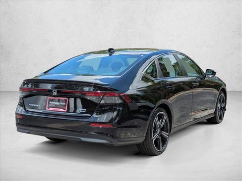 Certified 2025 Honda Accord Sport image 2