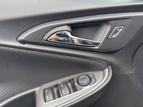 Used 2024 Chevrolet Malibu LT image 12