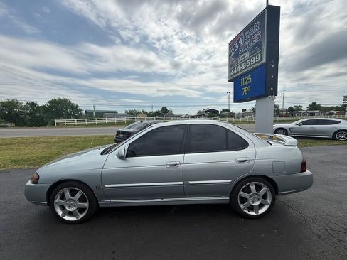Used 2004 Nissan Sentra SE-R Spec V w/ Sunroof Pkg image 7