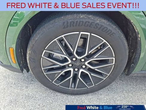 Used 2025 Ford Mustang Mach-E Premium w/ Interior Protection Package AWD/4WD image 4