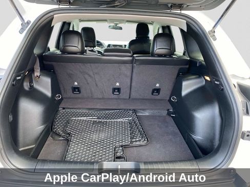 Certified 2020 Jeep Cherokee Latitude Plus AWD/4WD image 7