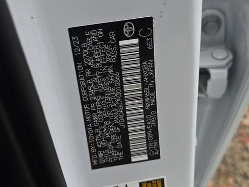 Used 2024 Toyota Prius XLE AWD/4WD image 25