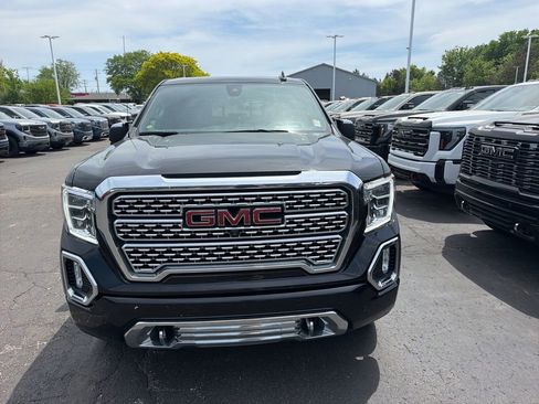 Used 2021 GMC Sierra 1500 Denali w/ Denali Ultimate Package AWD/4WD image 3