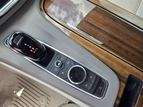 Used 2024 Cadillac Escalade ESV Sport Platinum AWD/4WD image 22