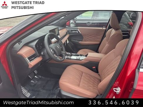 New 2025 Mitsubishi Outlander SEL image 5