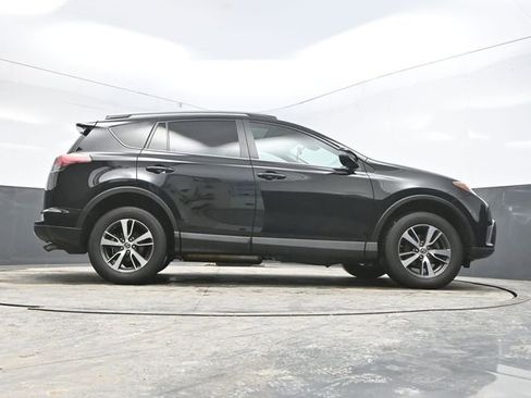 Used 2018 Toyota RAV4 XLE image 36