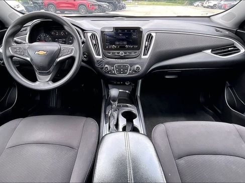 Used 2023 Chevrolet Malibu LT FWD image 7