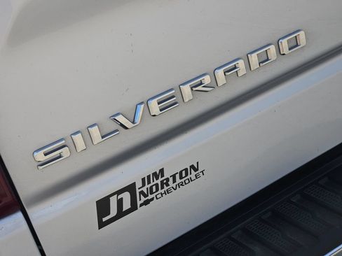 Used 2019 Chevrolet Silverado 1500 LTZ w/ LTZ Texas Edition AWD/4WD image 15
