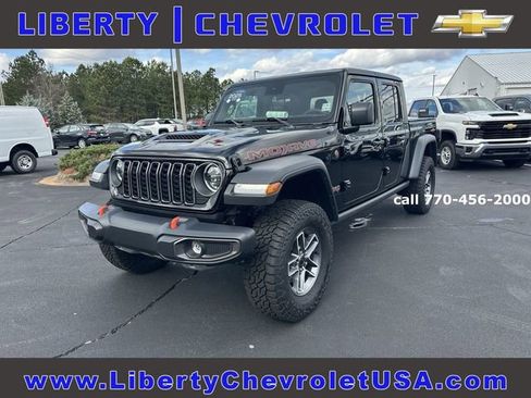 Used 2025 Jeep Gladiator Mojave w/ Convenience Group image 1