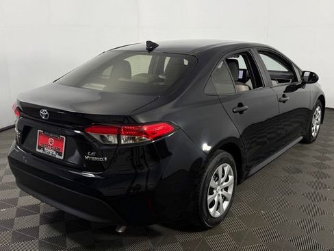 Used 2024 Toyota Corolla LE image 8