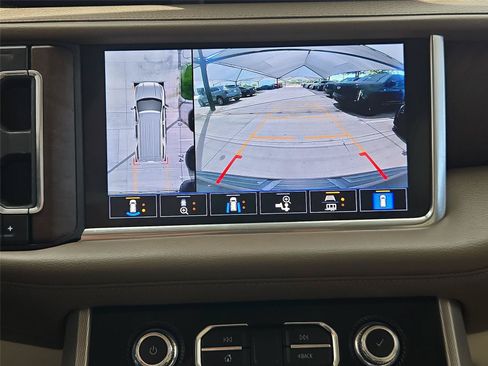 Used 2021 GMC Yukon Denali w/ Denali Premium Package RWD image 19