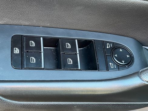 Used 2023 MAZDA CX-50 2.5 S w/ Preferred Plus Pkg image 8