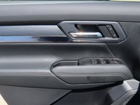 New 2026 GMC Terrain Elevation w/ LPO, Floor Liner Package image 15