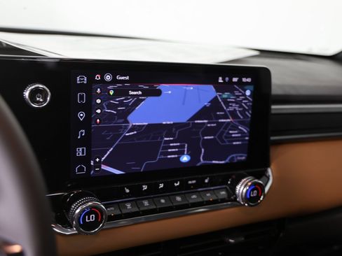 New 2025 GMC Canyon AT4 w/ Nightfall Edition image 18