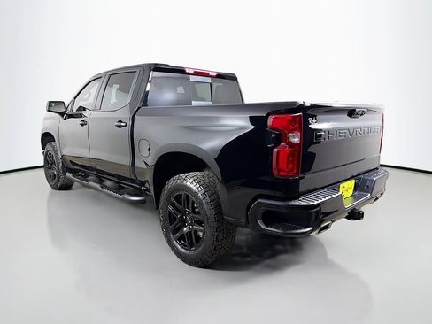 Used 2024 Chevrolet Silverado 1500 LT Trail Boss w/ Convenience Package II AWD/4WD image 8