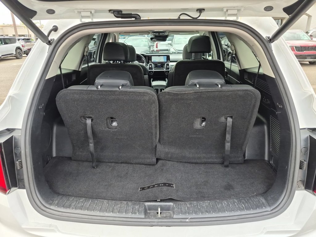Certified 2023 Kia Sorento EX w/ Panoramic Sunroof Package AWD/4WD image 27