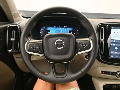 Used 2025 Volvo XC40 B5 Ultra w/ Climate Package AWD/4WD image 23