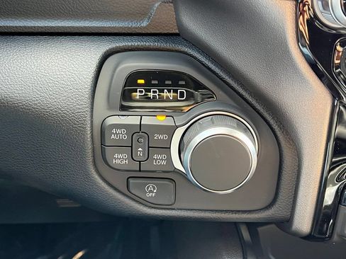 New 2026 RAM 1500 Big Horn AWD/4WD image 29