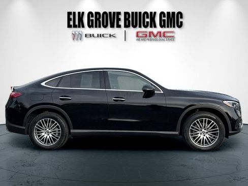 Used 2025 Mercedes-Benz GLC 300 4MATIC image 3