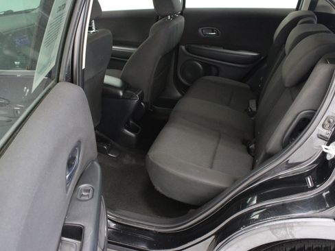 Used 2017 Honda HR-V LX image 24