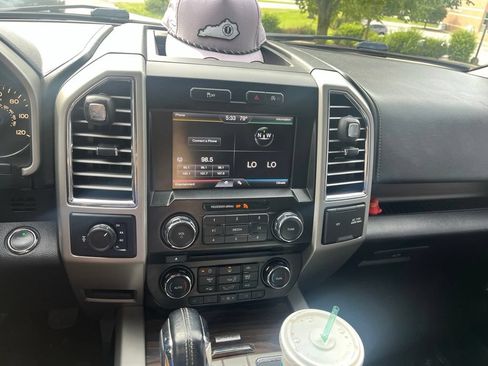 Used 2015 Ford F150 Lariat AWD/4WD image 8