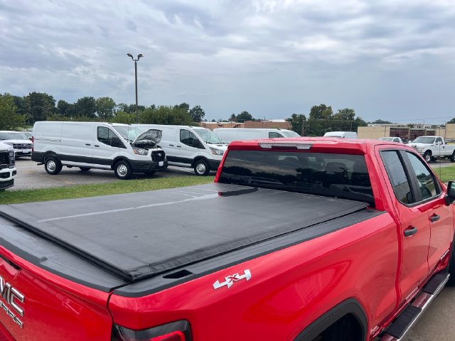 Used 2020 GMC Sierra 1500 4x4 Double Cab w/ Fleet Convenience Package image 7