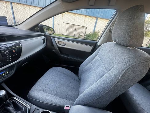 Used 2015 Toyota Corolla LE FWD image 23