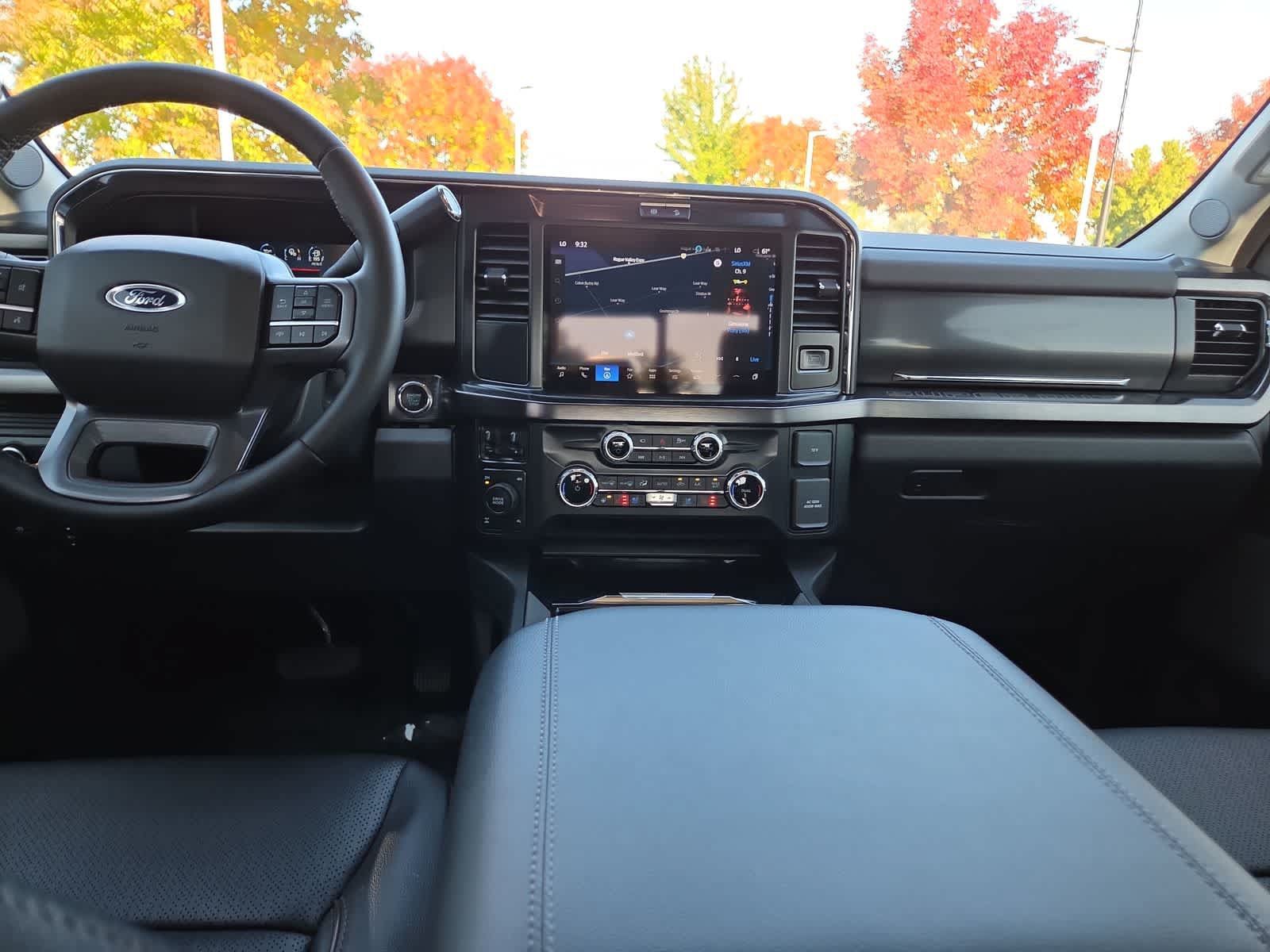 Used 2026 Ford F350 Lariat w/ FX4 Off-Road Package AWD/4WD image 18