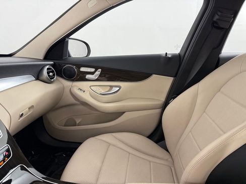 Used 2018 Mercedes-Benz C 300 4MATIC Sedan image 20