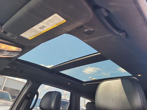 Used 2019 Jeep Grand Cherokee High Altitude AWD/4WD image 19