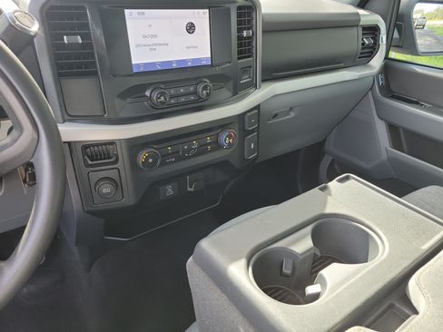 Used 2023 Ford F150 XLT RWD image 16