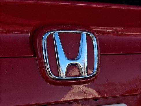 Used 2020 Honda Civic Sport image 28