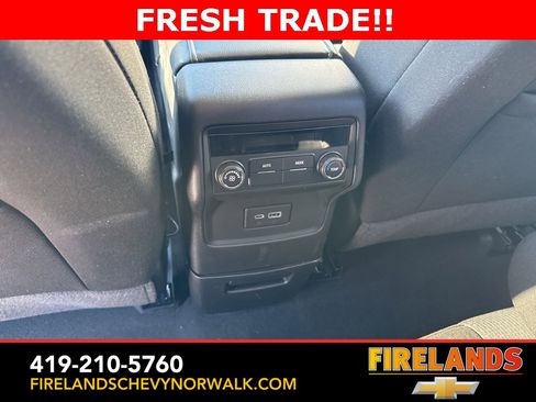 Used 2023 GMC Acadia SLE w/ Driver Convenience Package image 26