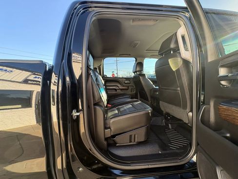 Used 2019 GMC Sierra 3500 Denali w/ Duramax Plus Package image 14