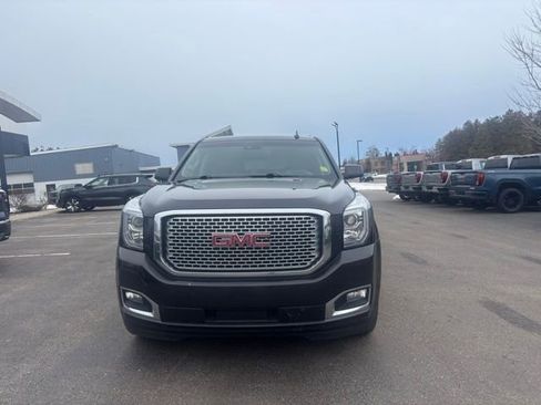Used 2017 GMC Yukon XL Denali w/ Open Road Package image 2