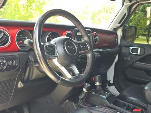 Used 2020 Jeep Gladiator Rubicon image 24