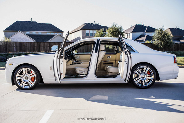 Used 2013 Rolls-Royce Ghost RWD image 14
