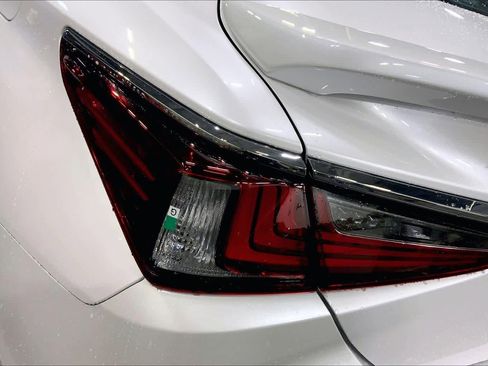 New 2025 Lexus ES 350 w/ Premium Package image 14