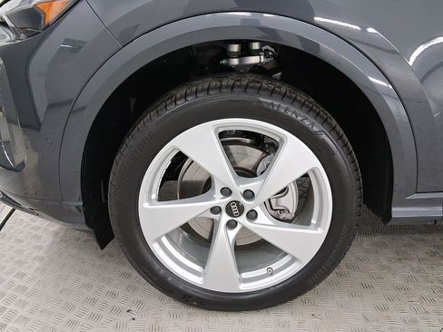 New 2025 Audi Q5 Premium Plus image 11