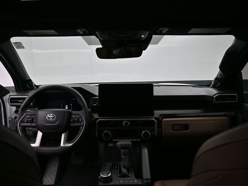 Certified 2025 Toyota 4Runner Limited image 30