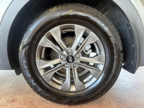 Used 2015 Hyundai Santa Fe Sport w/ Option Group 02 FWD image 24