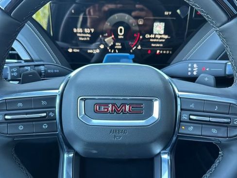 New 2026 GMC Yukon Elevation image 30